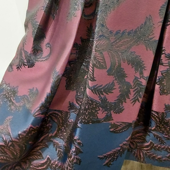 Vince Camuto Sleeveless Dress - Picture 2 of 4